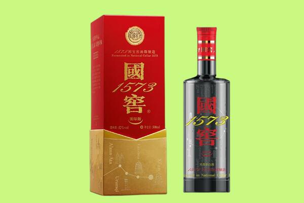 营口市站前回收国窖1573.jpg